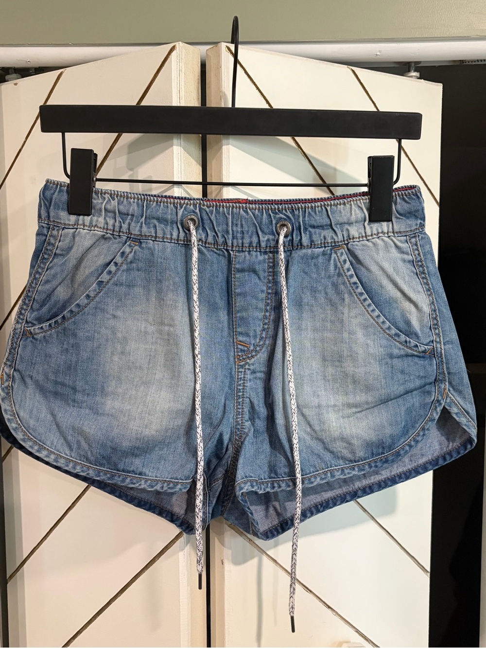 Roxy Women’s Light Blue Denim Drawstring Shorts